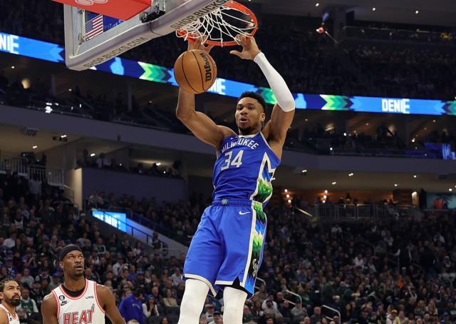 B体育首页-连续爆发！字母哥冲MVP后程发力 二当家复苏减压